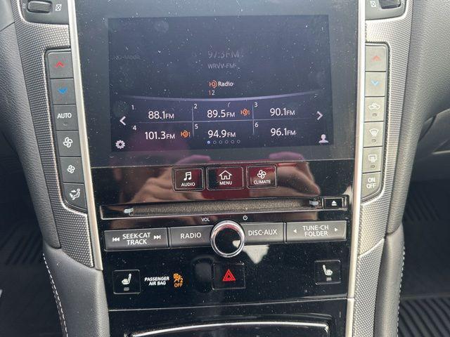 Photo of 2014 Hagane Blue INFINITI Q50