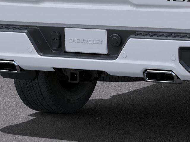 Photo of 2025 Summit White Chevrolet Silverado 1500