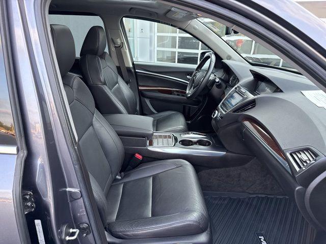 Photo of 2020 pewter gray metallic Acura MDX