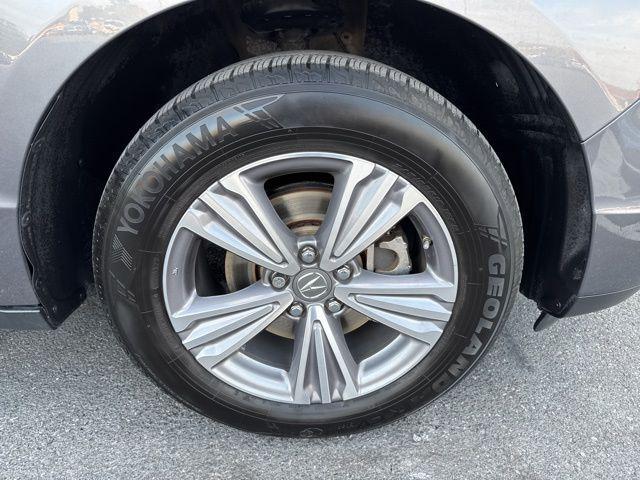 Photo of 2020 pewter gray metallic Acura MDX
