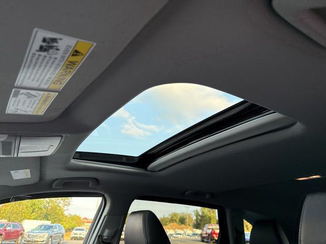 Photo of 2020 pewter gray metallic Acura MDX