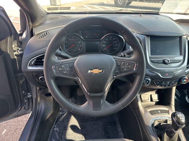 Photo of 2018 Satin Steel Gray Metallic Chevrolet Cruze
