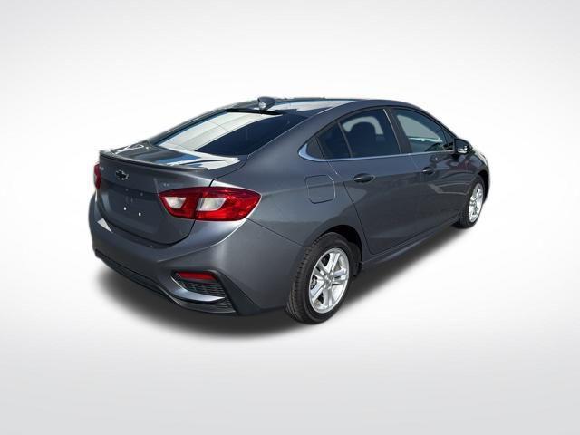 Photo of 2018 Satin Steel Gray Metallic Chevrolet Cruze