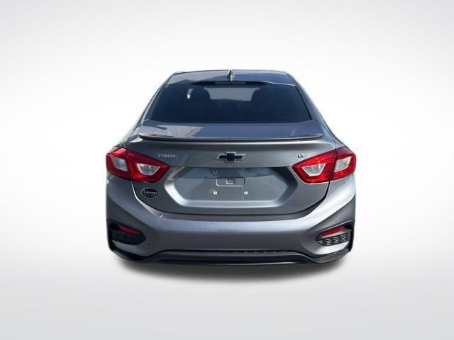 Photo of 2018 Satin Steel Gray Metallic Chevrolet Cruze