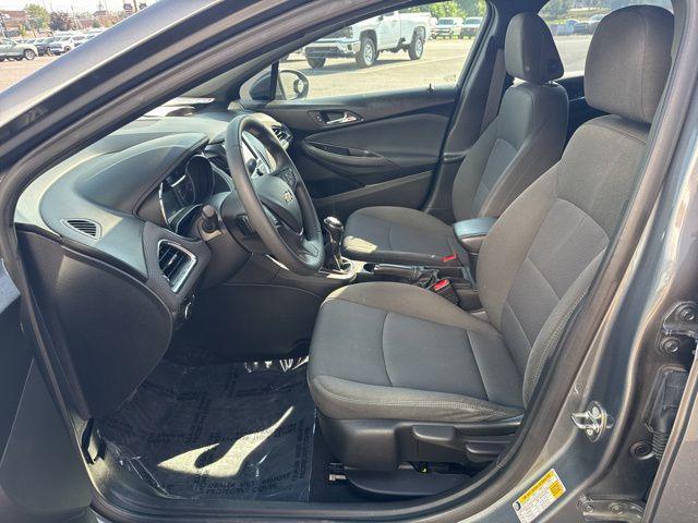 Photo of 2018 Satin Steel Gray Metallic Chevrolet Cruze