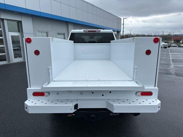 Photo of 2025 Summit White Chevrolet Silverado 2500