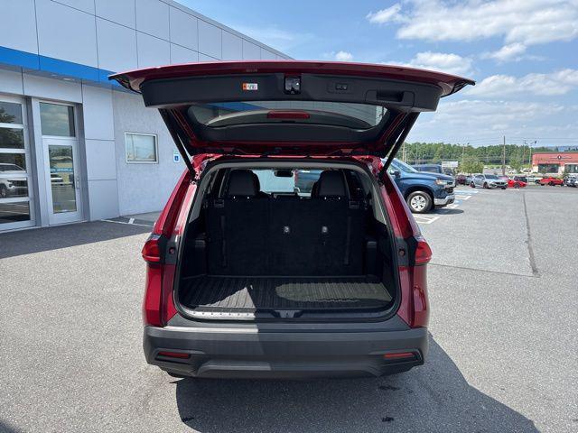Photo of 2024 Ruby Flare Pearl Toyota Grand Highlander