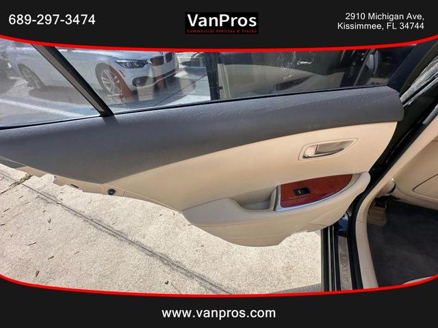 Photo of 2010 Black Lexus ES 350