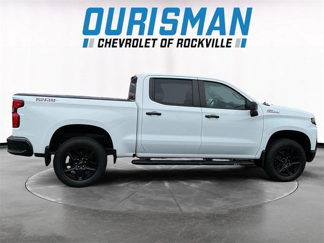 Photo of 2022 White Chevrolet Silverado 1500