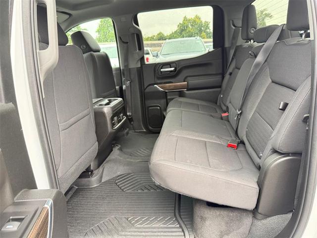 Photo of 2022 White Chevrolet Silverado 1500