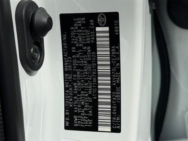 Photo of 2024 Ice Cap Toyota Camry