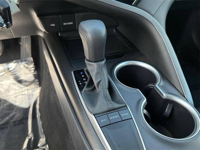 Photo of 2024 Ice Cap Toyota Camry