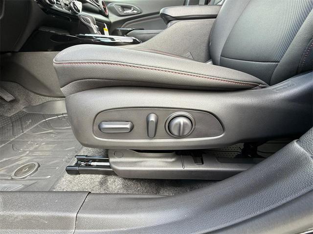 Photo of 2026 Mosaic Black Metallic Chevrolet Trax