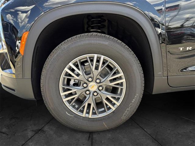 Photo of 2026 Mosaic Black Metallic Chevrolet Traverse