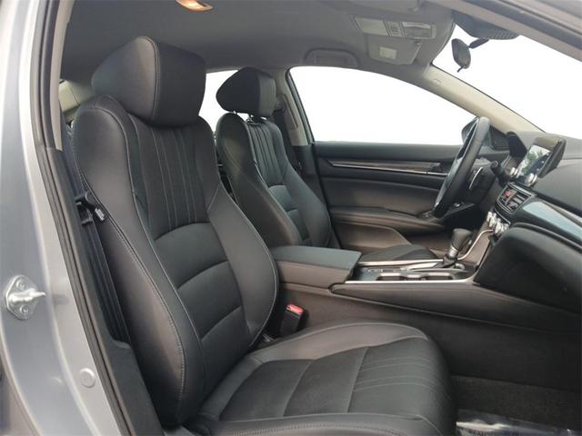Photo of 2021 Lunar Silver Metallic Honda Accord