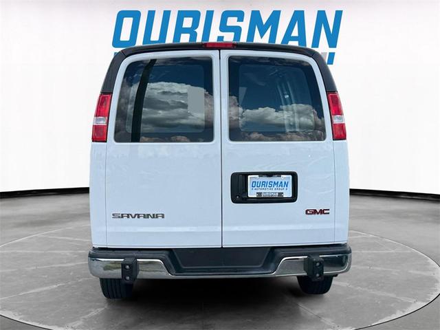 Photo of 2023 Summit White GMC Savana 2500