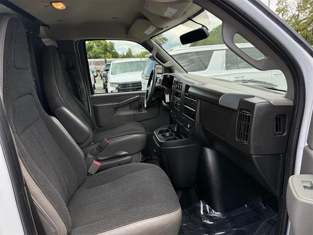 Photo of 2023 Summit White GMC Savana 2500