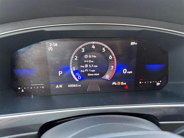Photo of 2023 Silver Metallic Volkswagen Tiguan