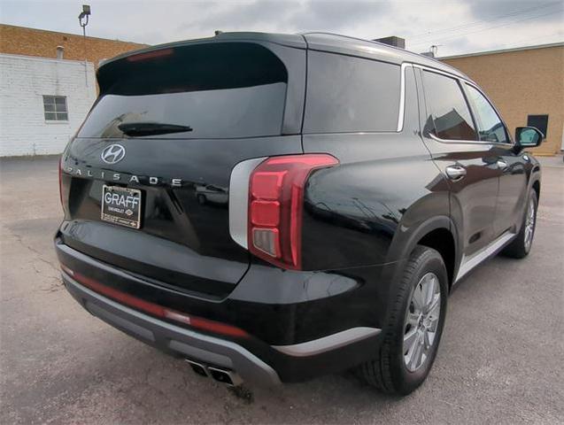 Photo of 2024 Abyss Black Pearl Hyundai PALISADE