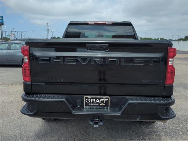 Photo of 2023 Black Chevrolet Silverado 1500