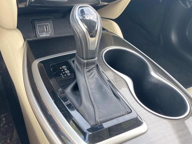 Photo of 2019 Black Obsidian INFINITI QX60