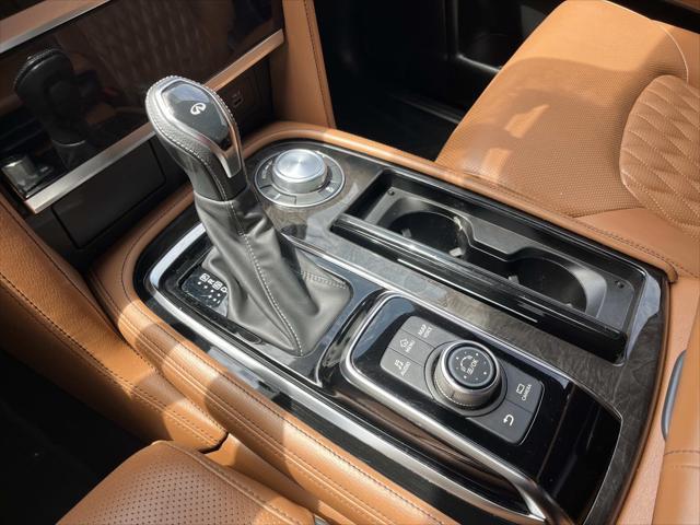 Photo of 2024 Champagne Quartz INFINITI QX80