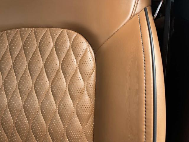 Photo of 2024 Champagne Quartz INFINITI QX80