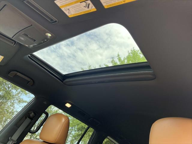 Photo of 2024 Champagne Quartz INFINITI QX80