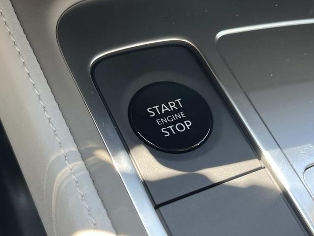 Photo of 2026 Mineral Black INFINITI QX60