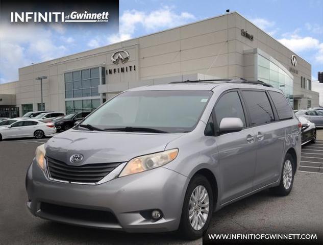 2012 Toyota Sienna