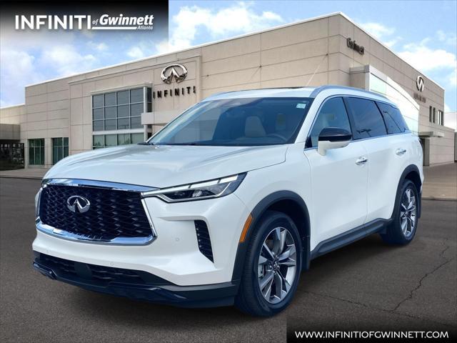 Photo of 2025 Majestic White INFINITI QX60