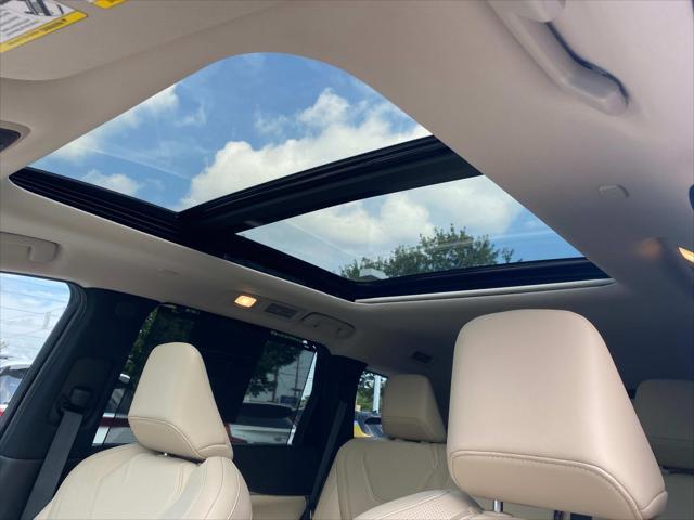 Photo of 2025 Majestic White INFINITI QX60