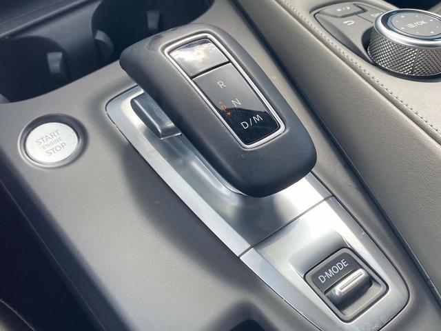 Photo of 2024 Radiant White INFINITI QX50