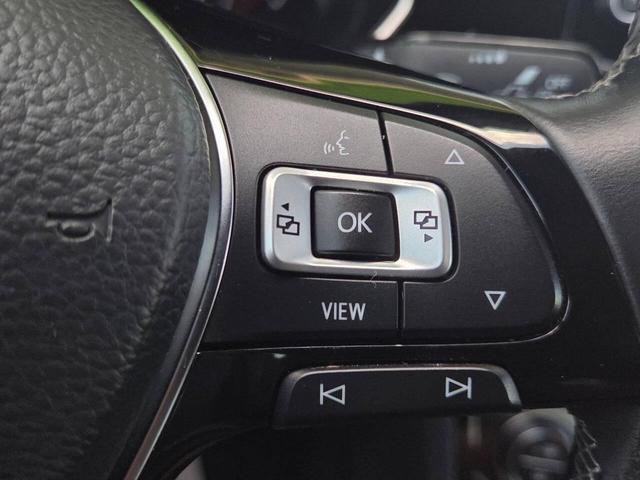 Photo of 2019 Platinum Gray Metallic Volkswagen Jetta