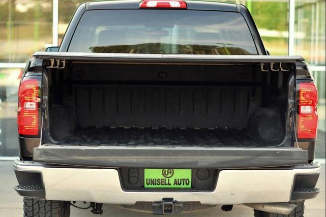 Photo of 2018 Black Chevrolet Silverado 1500