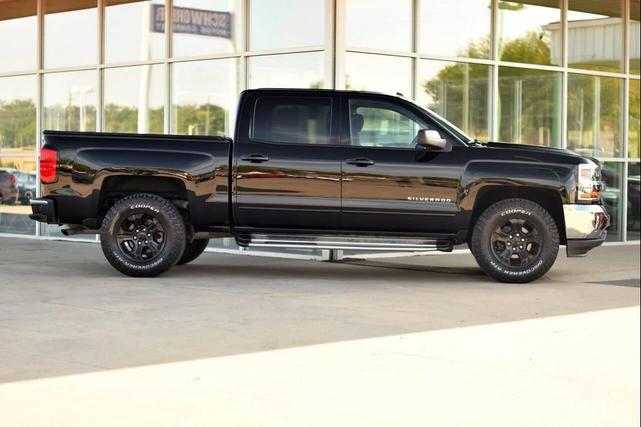 Photo of 2018 Black Chevrolet Silverado 1500
