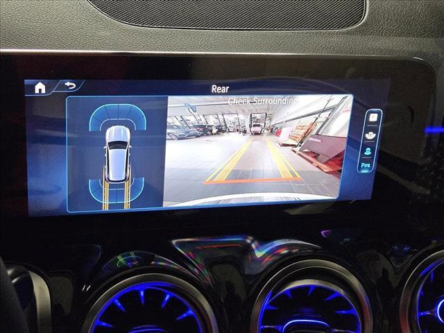 Photo of 2025 Polar White Mercedes-Benz GLB 250