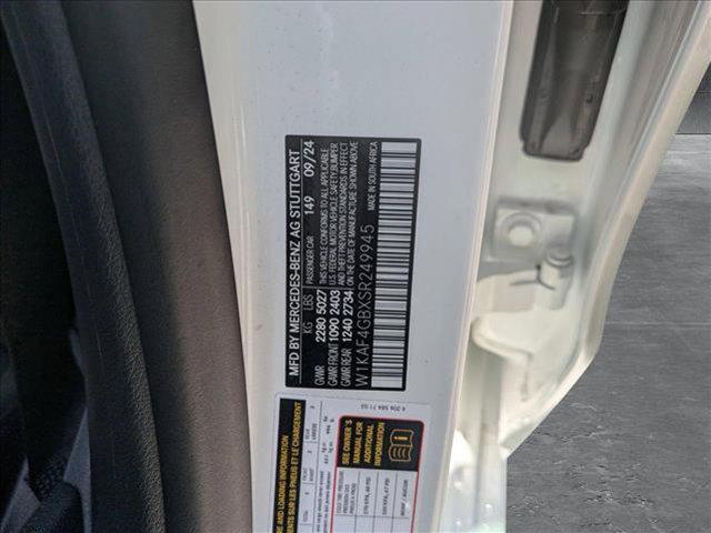 Photo of 2025 Polar White Mercedes-Benz C-Class