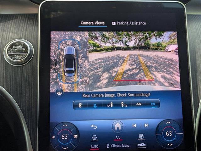 Photo of 2022 Polar White Mercedes-Benz C-Class
