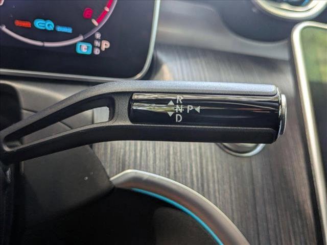 Photo of 2022 Polar White Mercedes-Benz C-Class