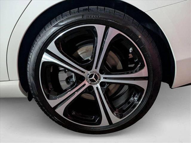 Photo of 2025 Polar White Mercedes-Benz C-Class