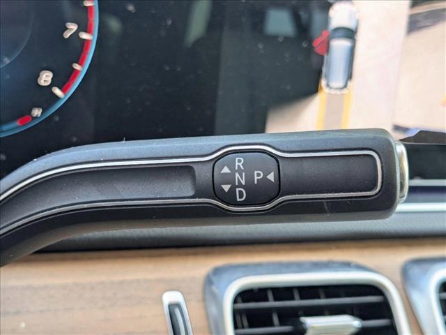 Photo of 2022 Black Mercedes-Benz GLE 350