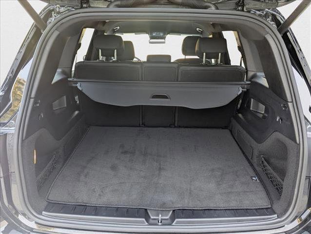 Photo of 2024 Night Black Mercedes-Benz GLB 250