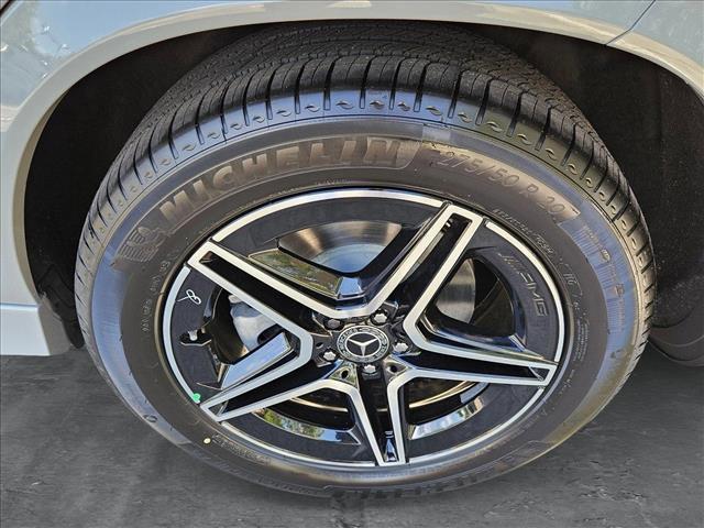 Photo of 2025 MANUFAKTUR Alpine Grey Mercedes-Benz GLE 350