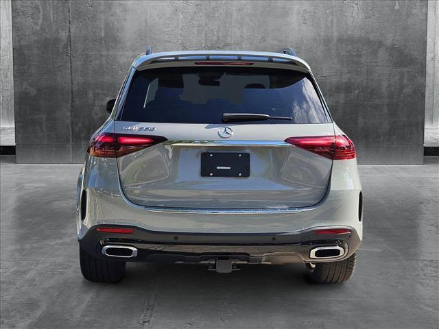 Photo of 2025 MANUFAKTUR Alpine Grey Mercedes-Benz GLE 350
