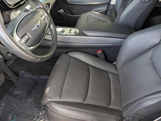 Photo of 2023 Vik Black Genesis GV70