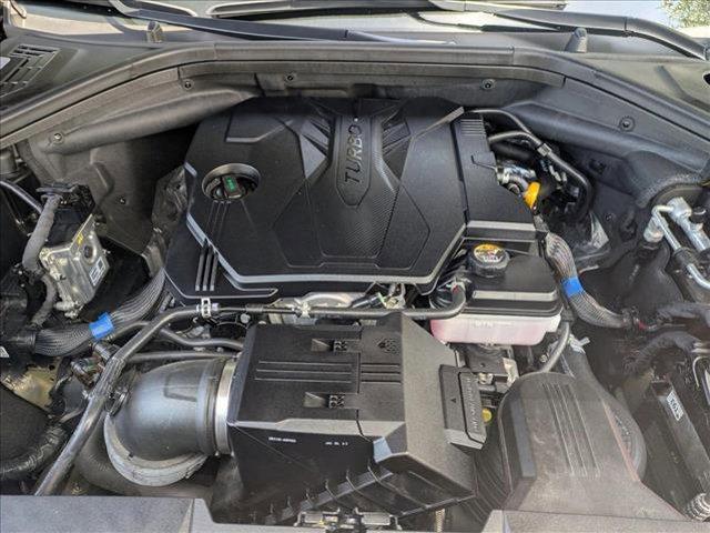 Photo of 2023 Vik Black Genesis GV70