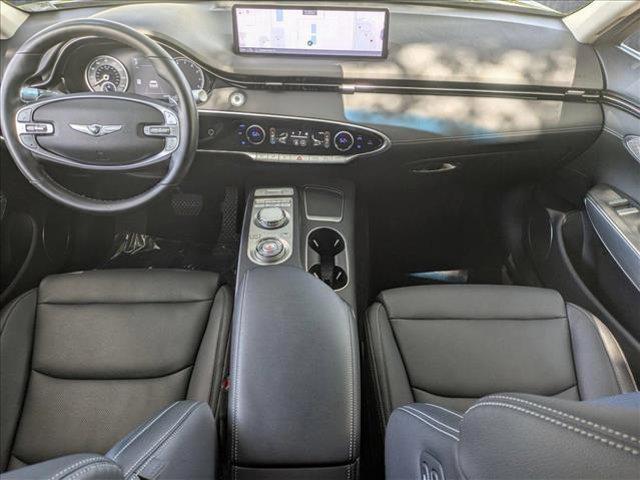 Photo of 2023 Vik Black Genesis GV70