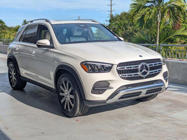 Photo of 2025 Polar White Mercedes-Benz GLE 350