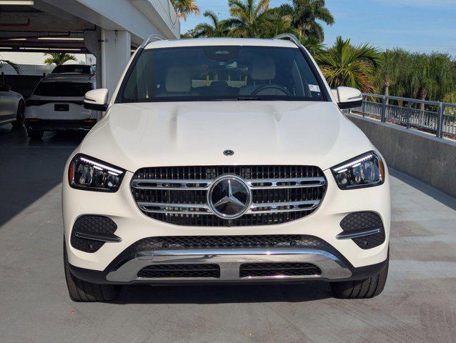 Photo of 2025 Polar White Mercedes-Benz GLE 350